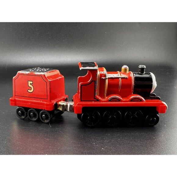 2002 James And Tender Thomas & Friends Take-N-Play Along Diecast Train #5 Engine - Picture 6 of 11